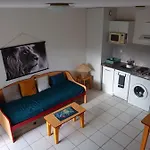Сasa de vacaciones T3 Duplex Village Geolia Geniez D'olt Avec 2 Piscines Chauffée