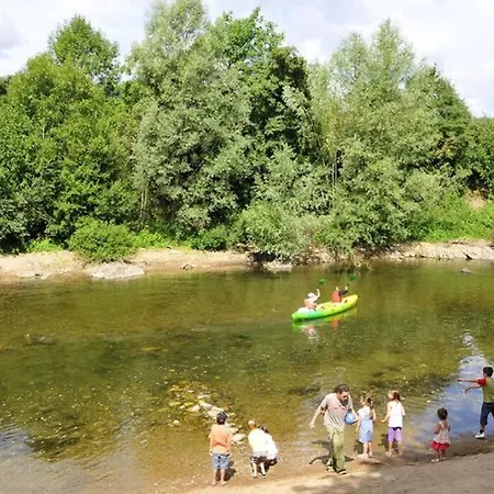 Holiday home T3 La Savane Geniez D'olt 2 Piscines Chauffees Dans Charmante De *