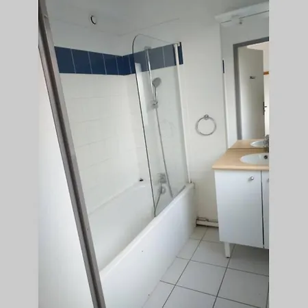 T3 Duplex Village Geolia Geniez D'olt Avec 2 Piscines Chauffée