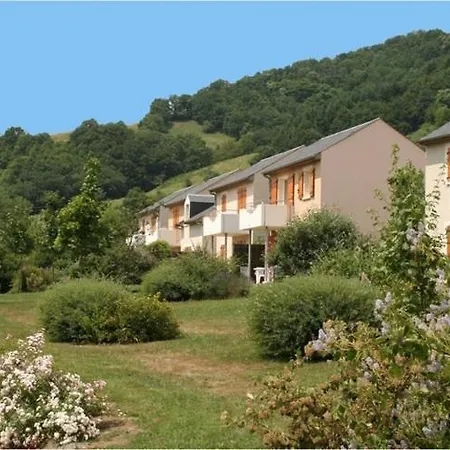 T3 Duplex Village Geolia Geniez D'olt Avec 2 Piscines Chauffée *
