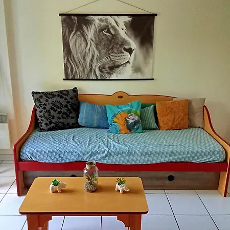 T3 La Savane Geniez D'olt 2 Piscines Chauffees Dans Charmante De Holiday home *