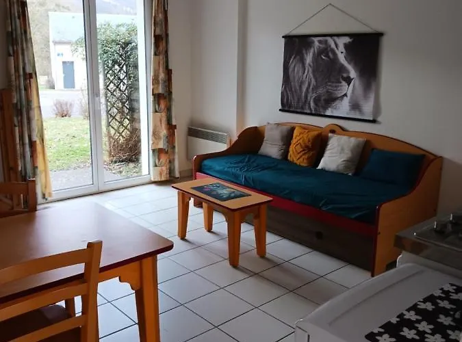 T3 La Savane Geniez D'olt 2 Piscines Chauffees Dans Charmante De